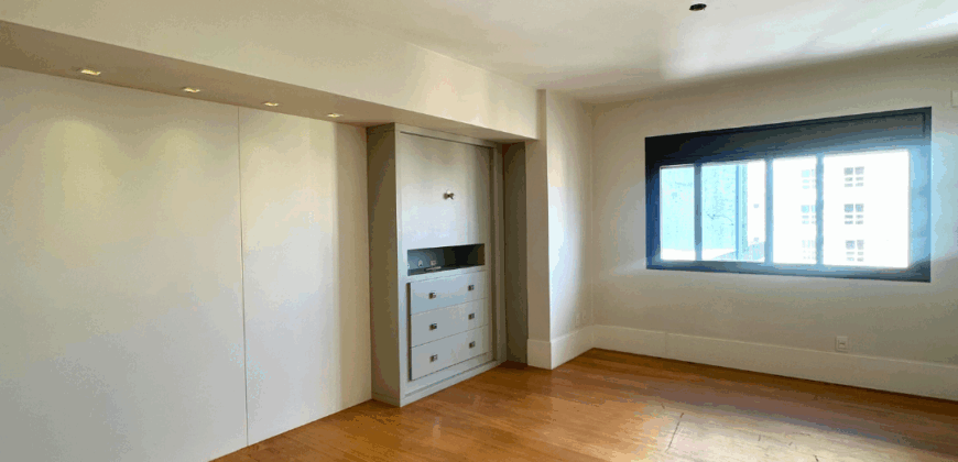 Apartamento no Ed. Mansões Britania