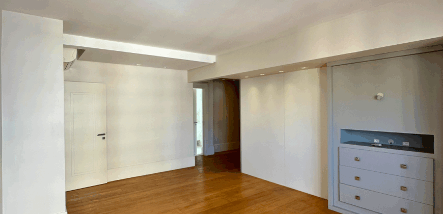 Apartamento no Ed. Mansões Britania