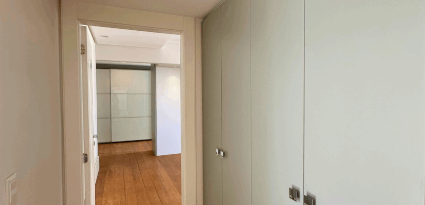 Apartamento no Ed. Mansões Britania